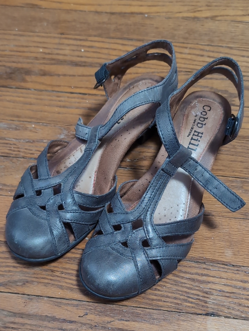 Cobb Hill By New Balance Leather T-strap Heeled Sandals